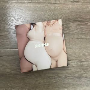 Skins Maternity Sculpting Short